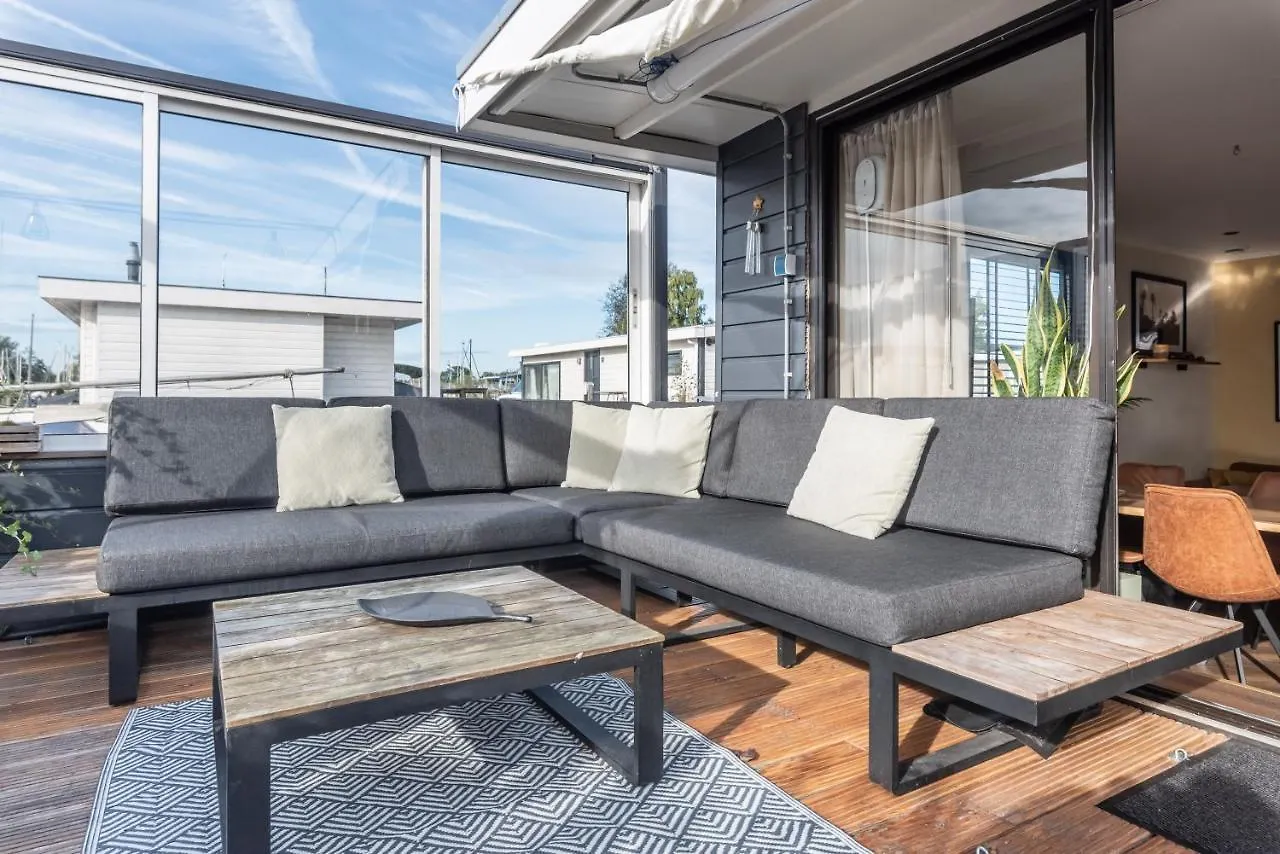 Beautiful Water Villa, Near Schiphol And Amsterdam Aalsmeer Botel
